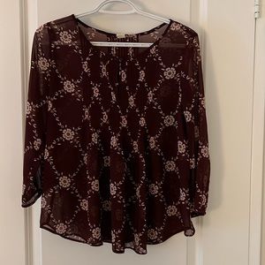 Women’s Old Navy sheer floral blouse
